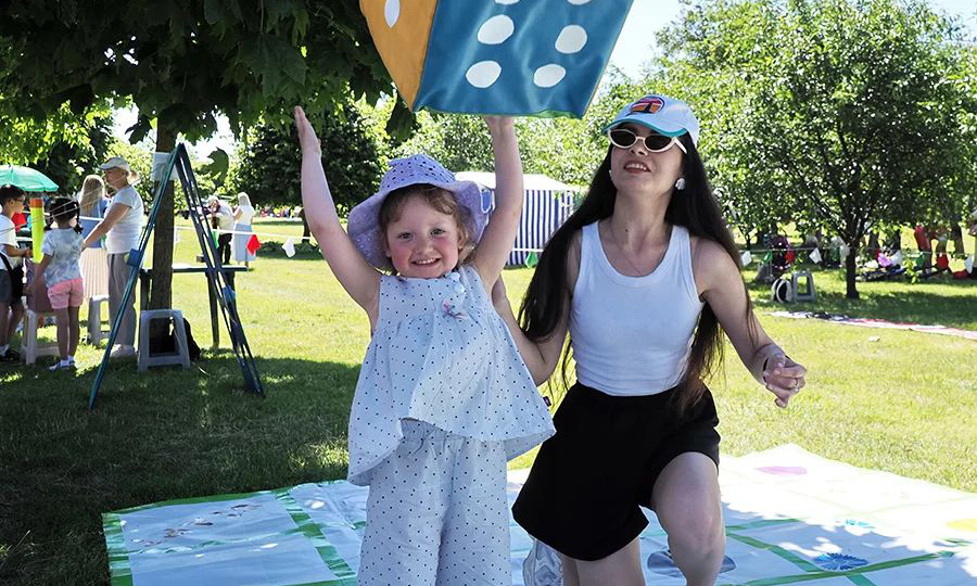 Примерить национальный костюм и поучаствовать в конкурсах предлагают минчанам на фестивале в Лошицком парке