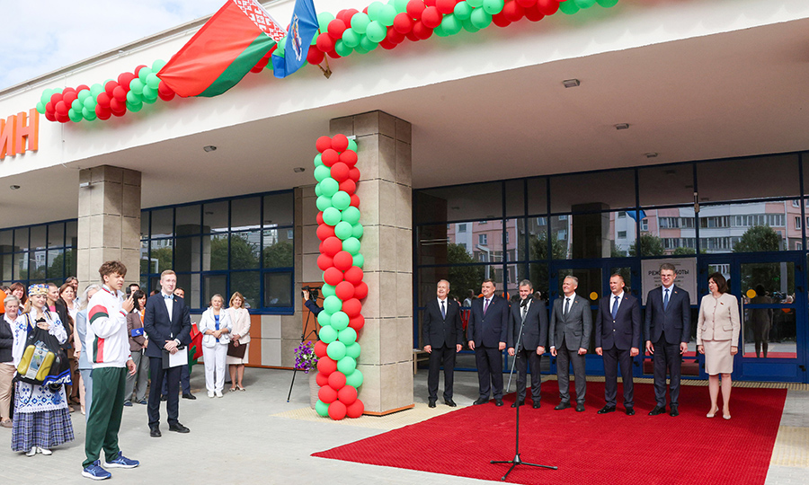 Открытие ФОК «Мандарин» в микрорайоне Лошица