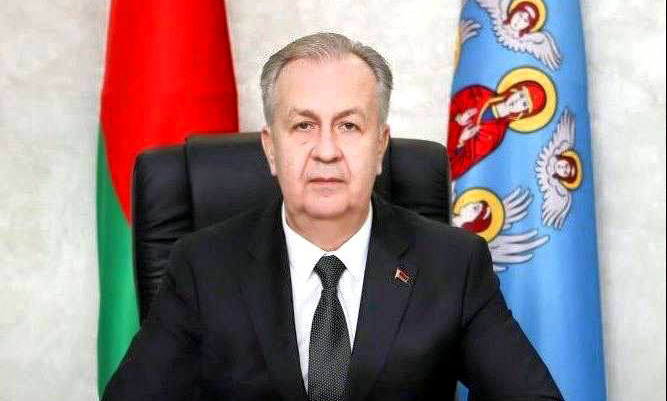 Поздравление главы администрации Ленинского района г. Минска Романа Ивановича Мельника с Днем народного единства