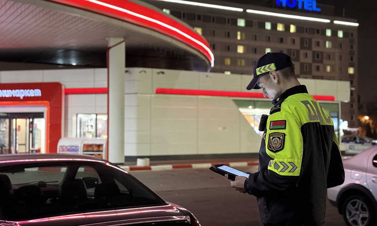 На контроле ГАИ —  территория АЗС!