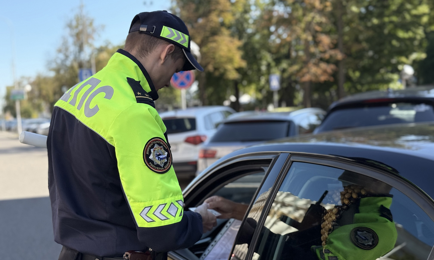 Автомобили-такси — на контроле у Госавтоинспекции