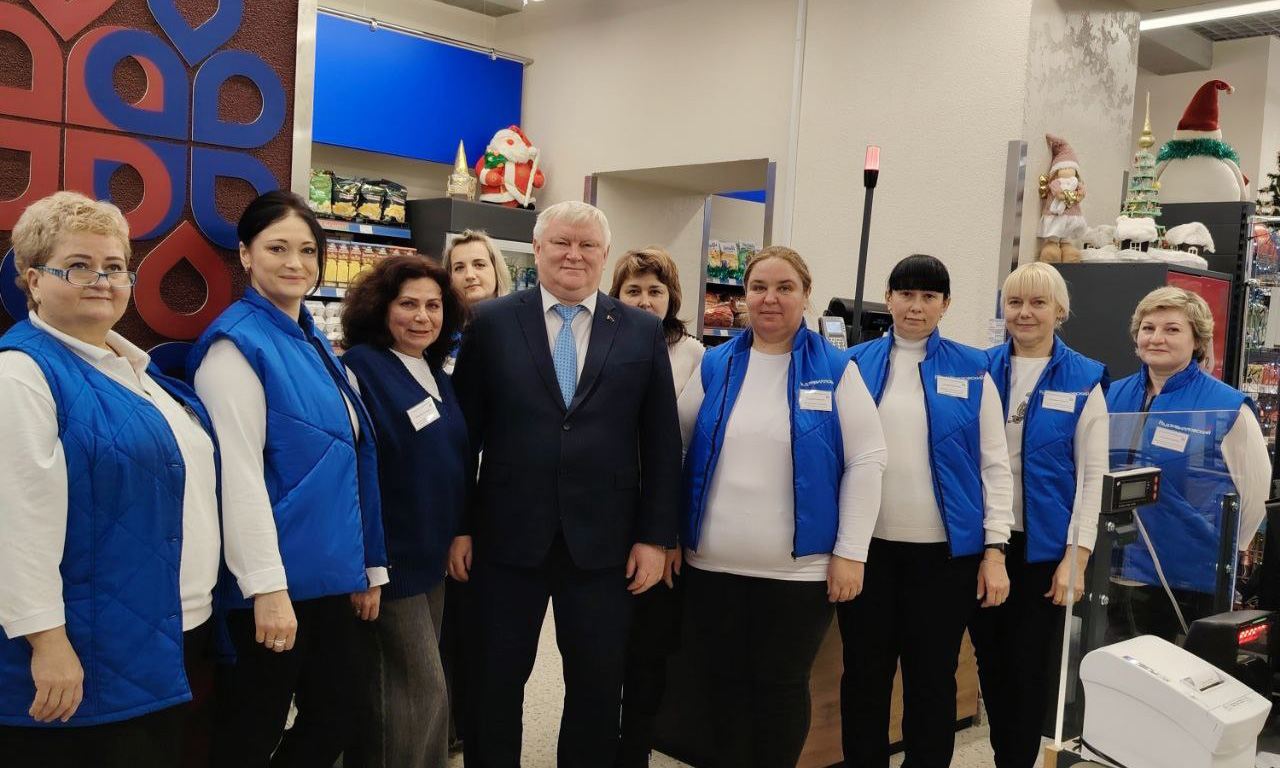 12.12.2025 распахнул свои двери для покупателей обновленный магазин Хладокомбината N2 по адресу: Маяковского, 158