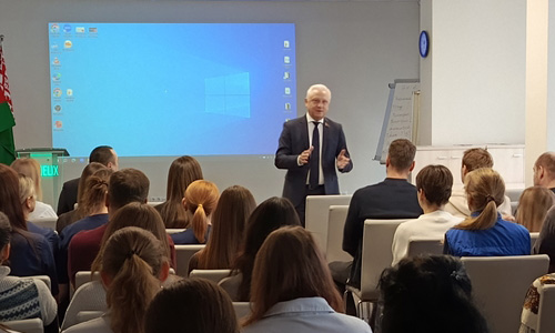 Встреча с трудовым коллективом Международной медицинской лаборатории «Helix»