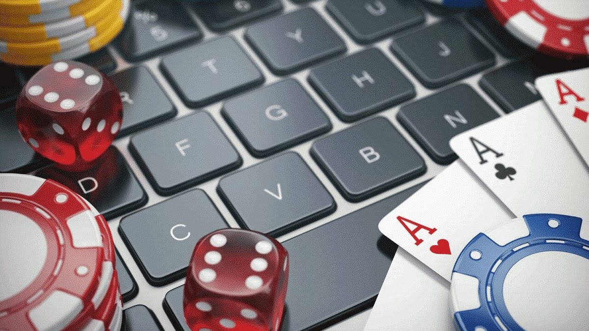 Материально ответственное лицо присвоило денежные средства для ставок в онлайн-казино